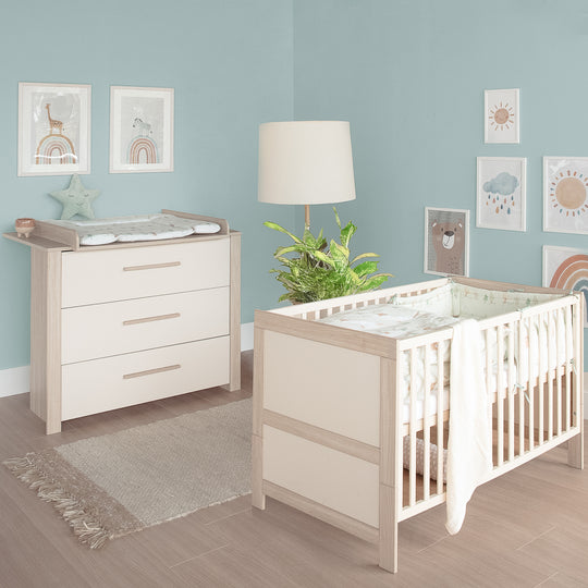 Furniture Set 'Momo' 2-Piece - Children's Bed 70x140 + Changing Table - Cashmere / Tristan Oak – Lifestyle Image (1/15)