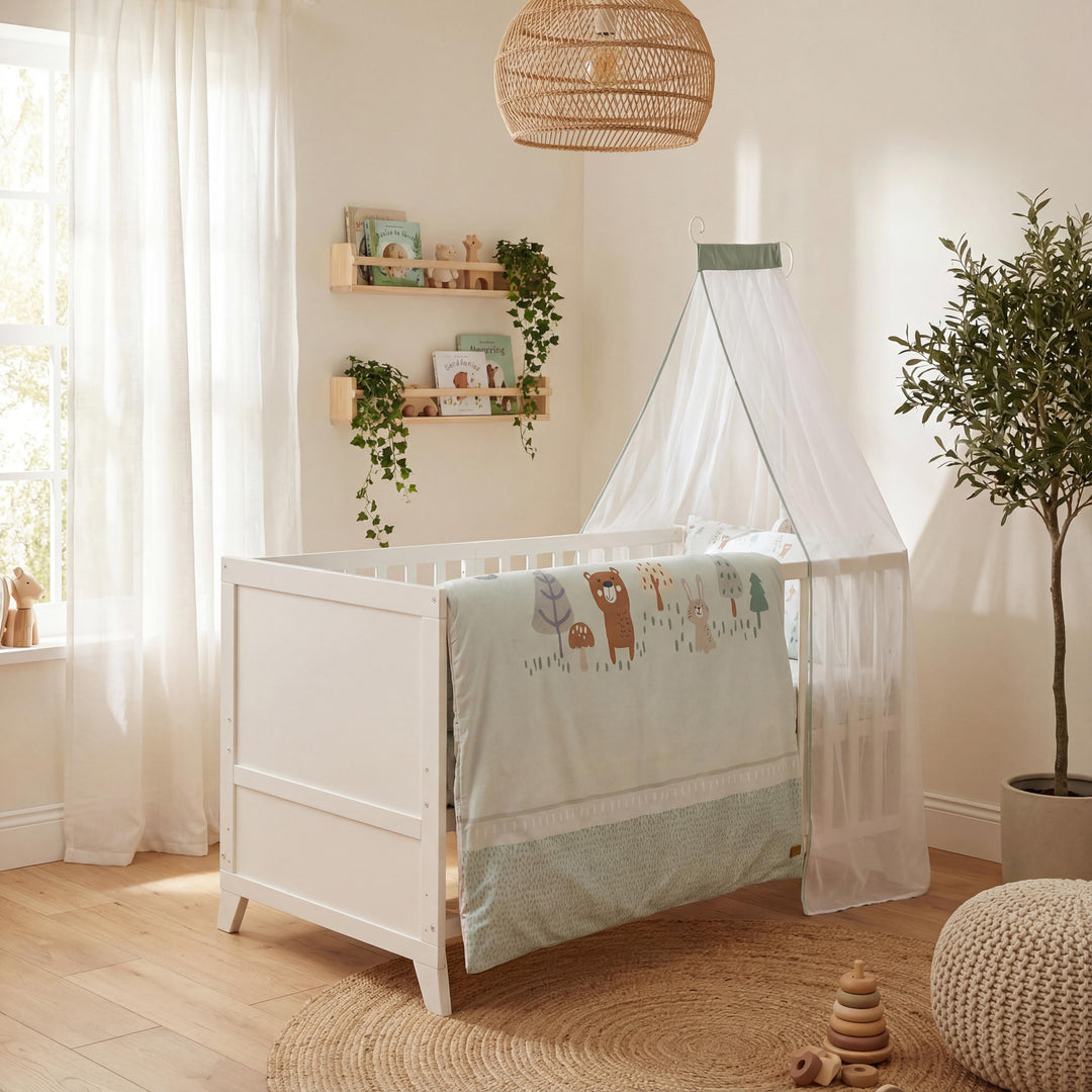 Children's Bedding 'Woodland Buddies' - Cover 100 x 135 cm - Pastel Green – Lifestyle Image (2/12)