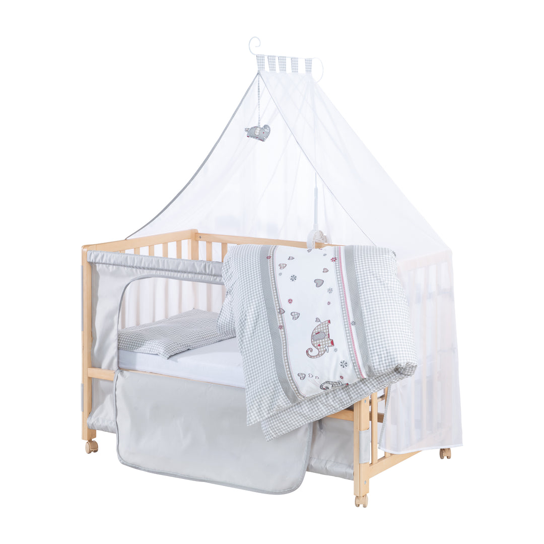 Room Bed 'Jumbo twins grau' 60 x 120 cm + Textilausstattung - Holz natur – Freisteller (5/10)