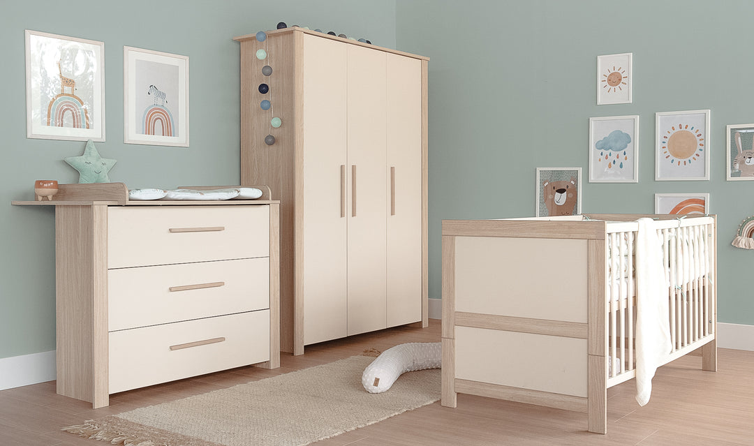 Convertible Cot Bed 'Momo' 70x140 - Grows with Your Child - Cashmere / Tristan Oak – Lifestyle Image (8/11)