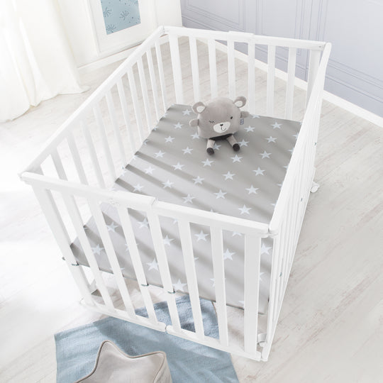 Folding Playpen 75x100 White + Insert Little Stars - Height-Adjustable - Including Castors – Lifestyle Image (4/12)