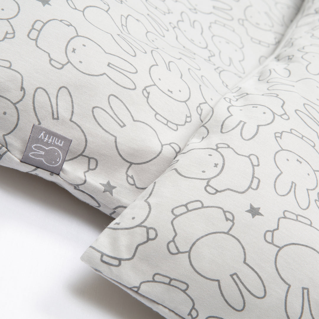 Bettwäsche 'miffy®', 100 x 135 cm, 100 % Baumwoll-Jersey, für Kinder- & Babybetten – Milieubild (2/6)