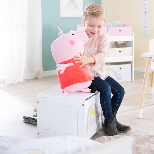Spielzeugtruhe 'Peppa Pig' aus Holz - Klappbare Sitzfläche - Weiß / Rosa – Milieubild (4/7)