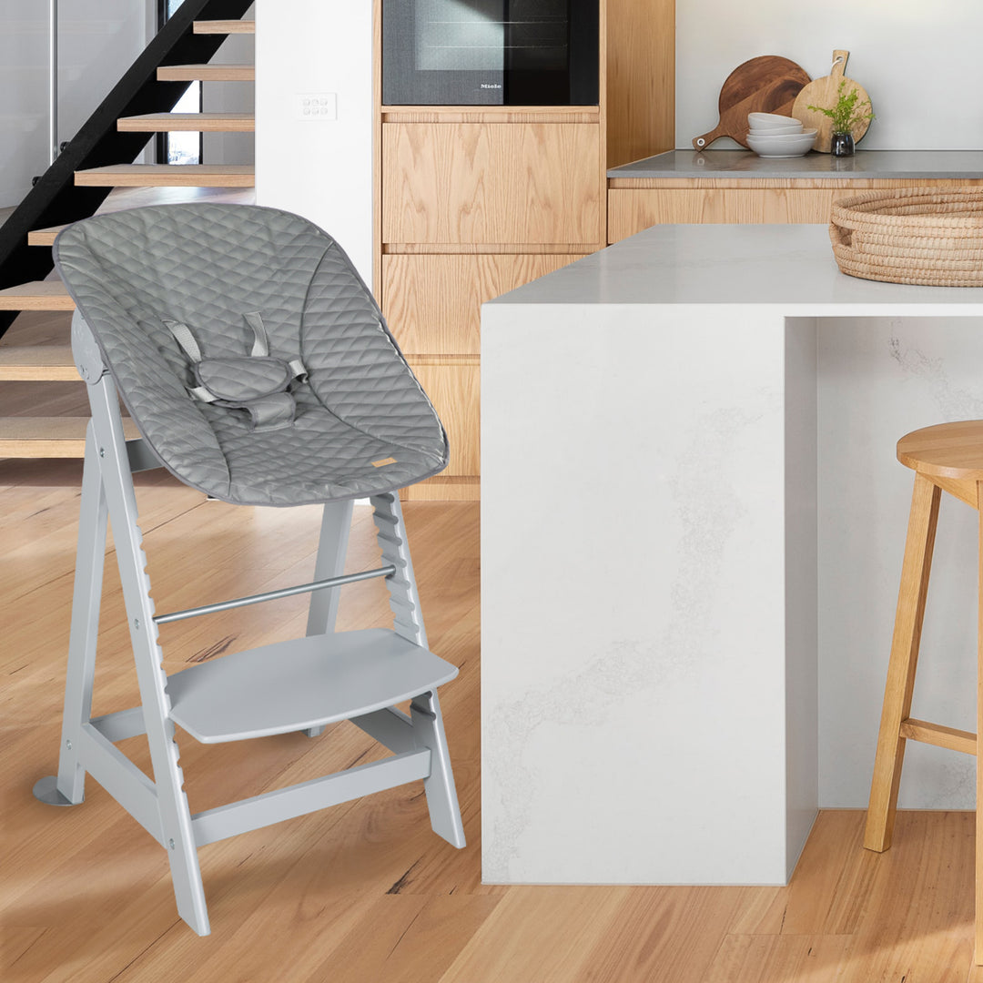 High Chair Set 2in1 'Born Up' - Step High Chair 'Sit Up' + Attachment 'Stone quilted' - Grey – Lifestyle Image (2/16)