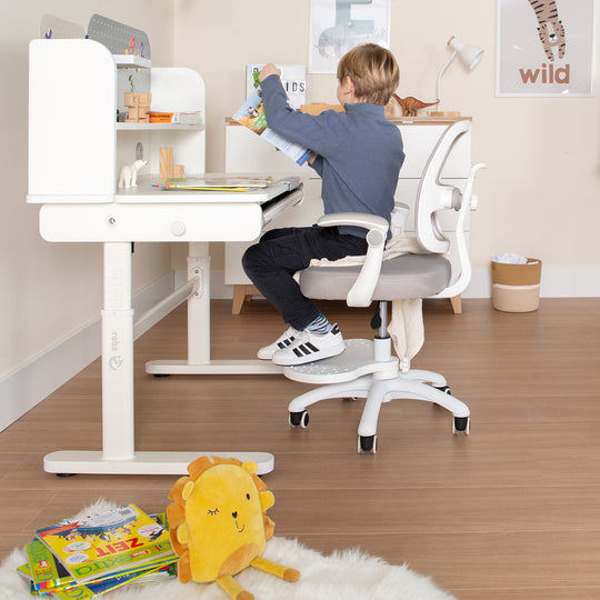Silla de oficina infantil smart grow 2D- ergonómico silla giratoria - Regulable en altura - Blanco / gris – Foto ambientada (32/36)