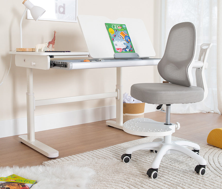Chaise de bureau enfant smart grow 3D - Ergonomique fauteuil pivotant - Réglable en hauteur - Blanc / gris – Photo d'ambiance (11/38)
