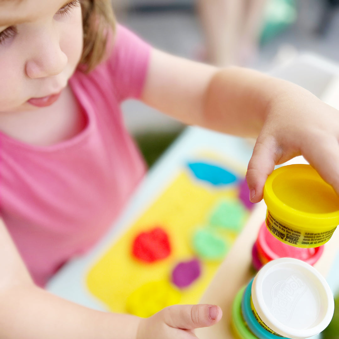 Roba x Play-Doh Compact Play Set - Holzwerkzeuge, Play-Dough Tubs & Apron – Detail Image (8/12)
