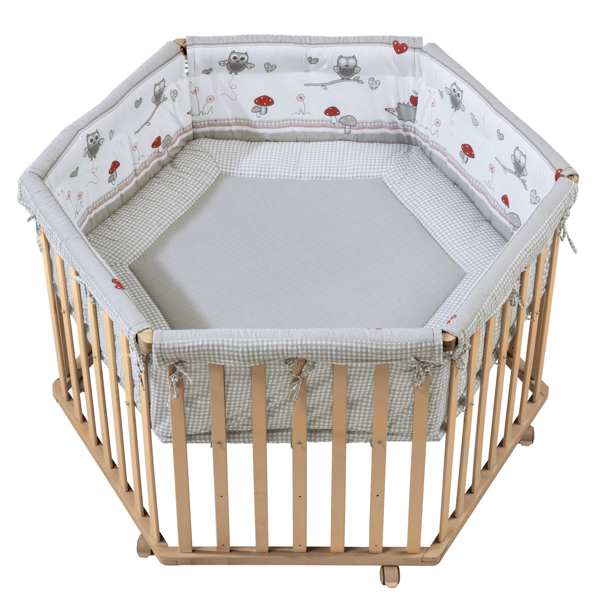 Playpen 'Cosiplay', 6-Sided, incl. Protective Insert 'Adam & Owl' & Castors, Organic Beech – Cutout (1/7)