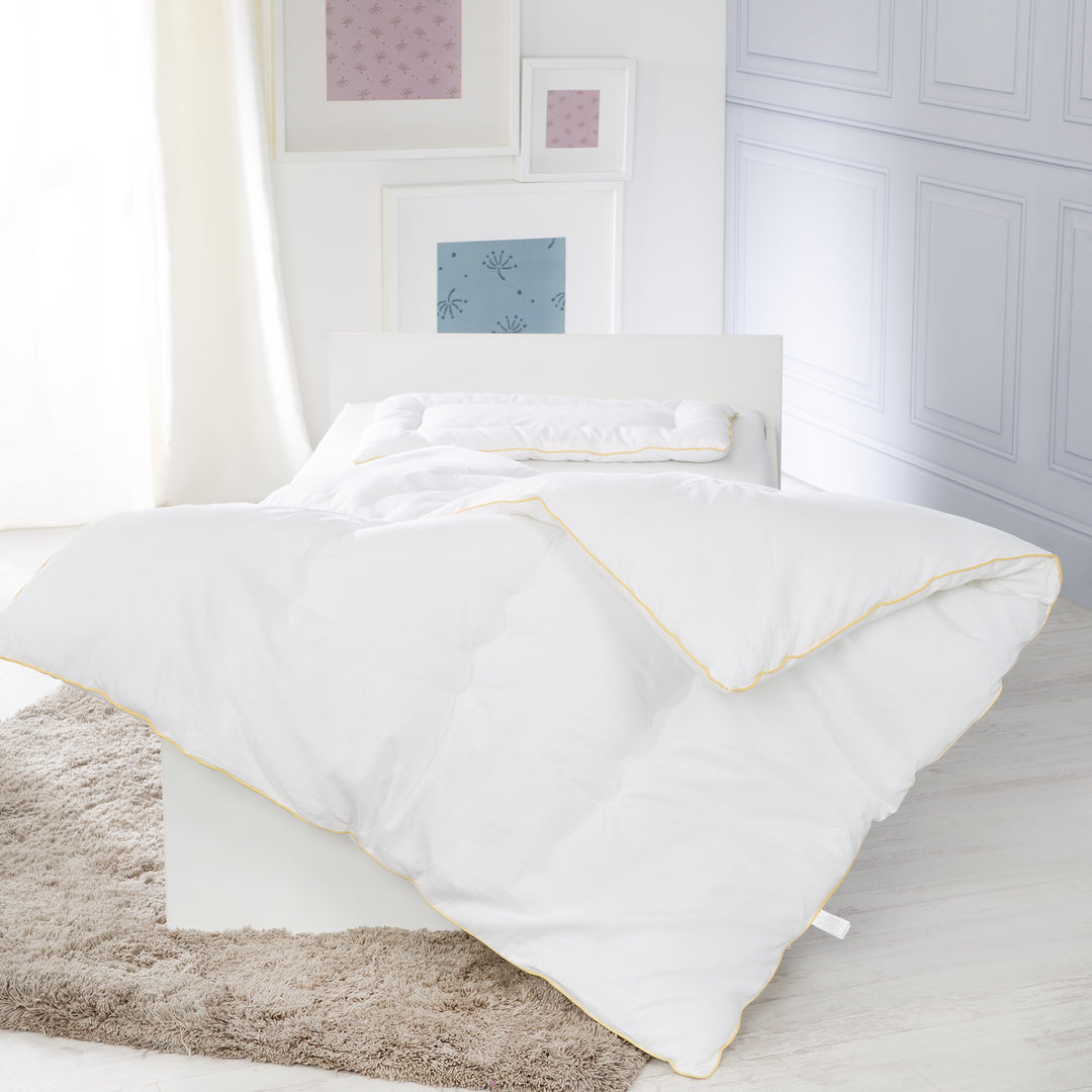 Couvre-lit matelassé enfant, toutes saisons Bébé-Set (enveloppe intérieure), blanc, couverture 100 x 135 cm et coussin 40 x 60 cm – Photo d'ambiance (2/7)