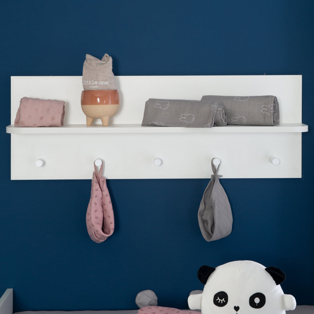 Zimmerset 'Anton' inkl. Kinderbett 70x140, Wickelkommode 2-türig, Kleiderschrank 2,5-türig – Milieubild (25/31)