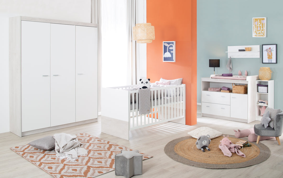 Zimmerset 'Julia'  3-teilig, inkl. Kombi-Kinderbett 70 x 140, Wickelkommode & Schrank 3-türig – Sonderbild (11/13)