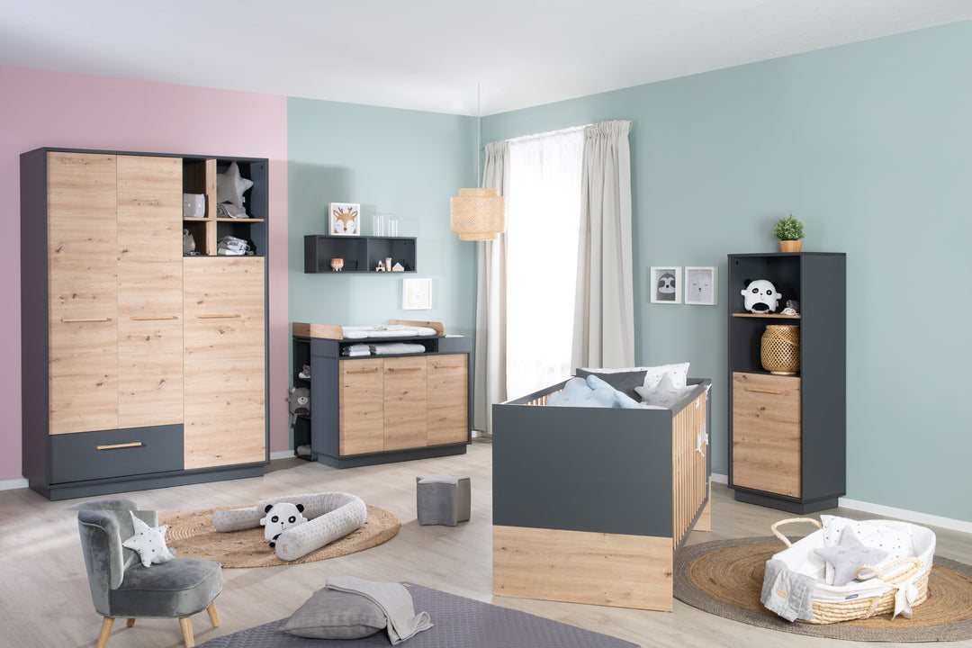 Kinderzimmerset 'Lenn' 3-teilig - Bett 70x140 + Wickelkommode + Kleiderschrank 3-türig – Sonderbild (1/25)