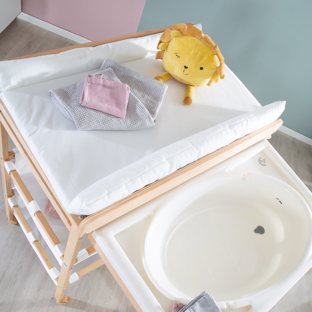 Bath-And-Change Combo 'Baby Pool', Ausziehbar Table with Bathtub, Wood Natural, Pad White – Detail Image (8/13)