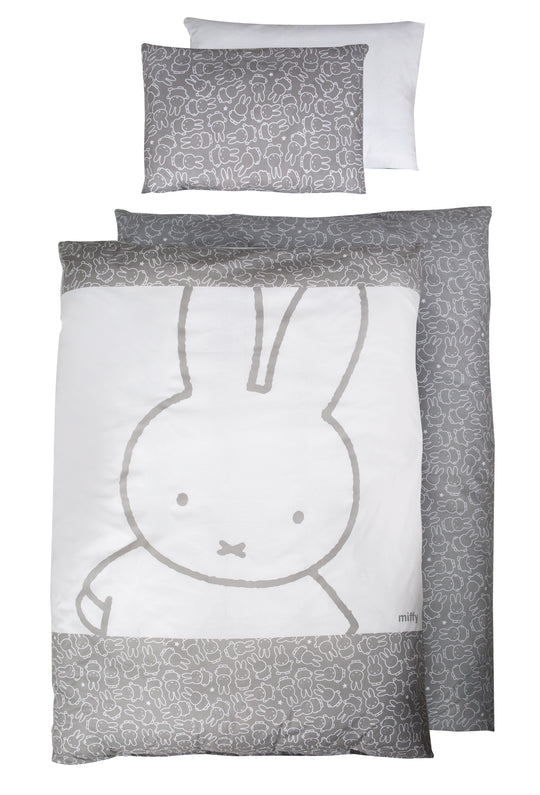 Wendebettwäsche 'miffy®', 2-tlg, Kinderbettwäsche 100 x 135 cm, 100 % Baumwolle – Freisteller (1/3)