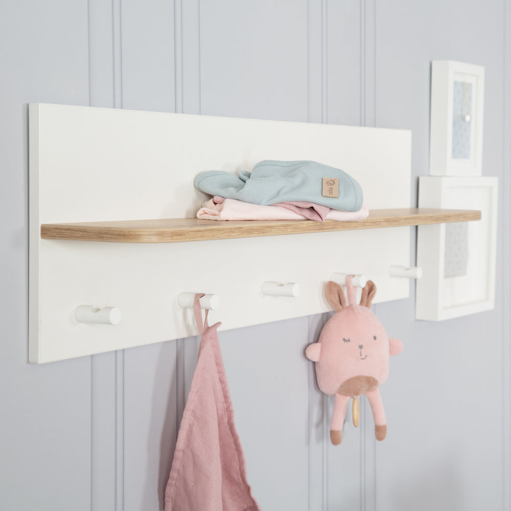 Appendiabiti a muro 'Ava‘ con vano portaoggetti & 5 appendini, HxBxT: 28,5 x 90 x 16,5 cm – Foto d'ambiente (2/11)