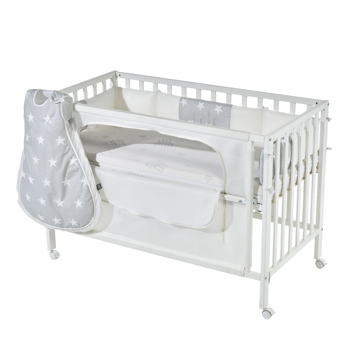 Room Bed 'safe asleep®', 60 x 120 cm, 'Sterne grau', Beistellbett inkl. Ausstattung, weiß lackiert – Freisteller (1/14)