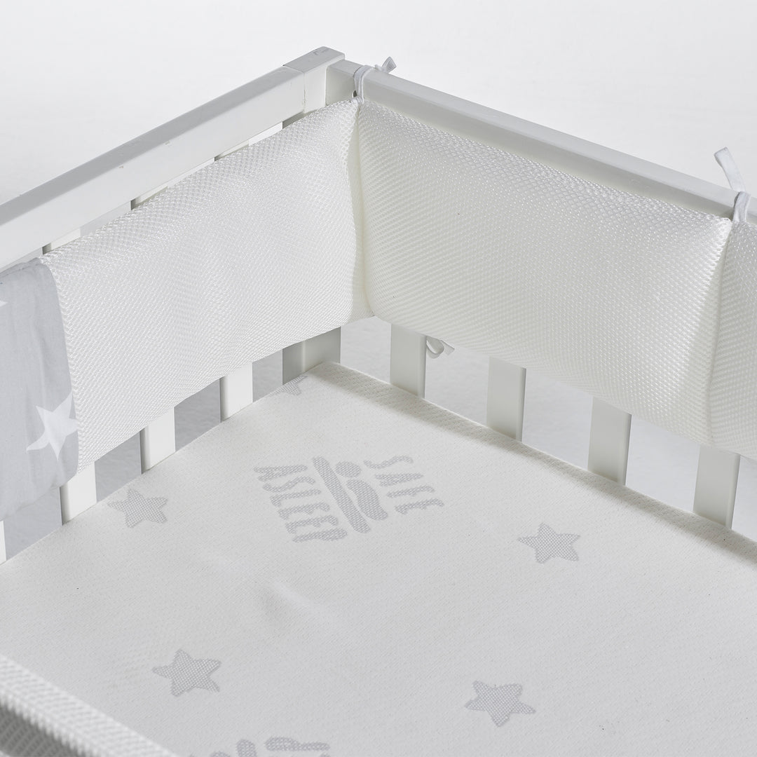 Room Bed 'safe asleep®', 60 x 120 cm, 'stars grey', Bedside Crib incl. Accessories/Equipment, White Lacquered – Detail Image (8/14)