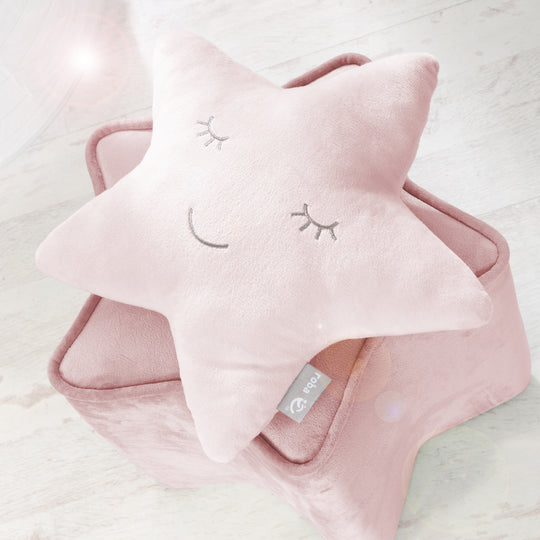 Kuschelkissen Stern 'roba Style', Rosa/Mauve, flauschiges Dekokissen für Baby- & Kinderzimmer – Milieubild (2/7)