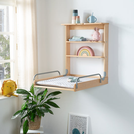 Estantería cambiador de pared natural + colchoneta cambiador 'roba Style gris' - Plegable & ahorra espacio – Foto ambientada (4/13)