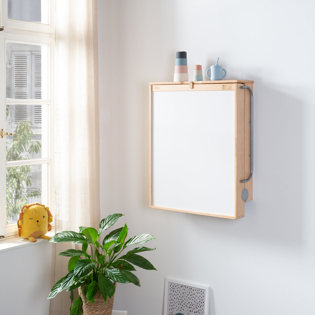 Estantería cambiador de pared natural + colchoneta cambiador 'roba Style gris' - Plegable & ahorra espacio – Foto ambientada (7/13)