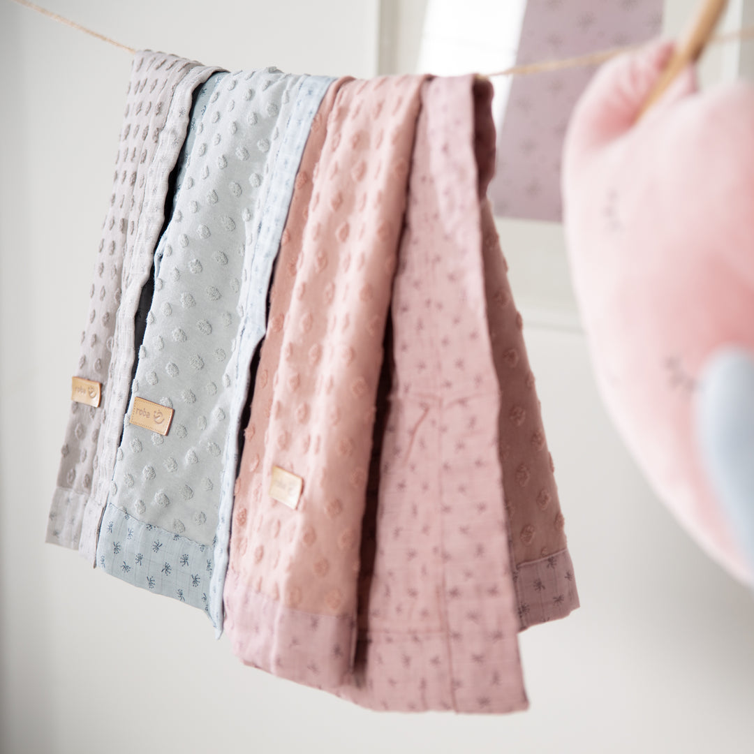 Organic Blanket 'Lil Planet', Terry Dots, Organic Cotton, GOTS Certified, 80 x 80 cm – Lifestyle Image (4/10)