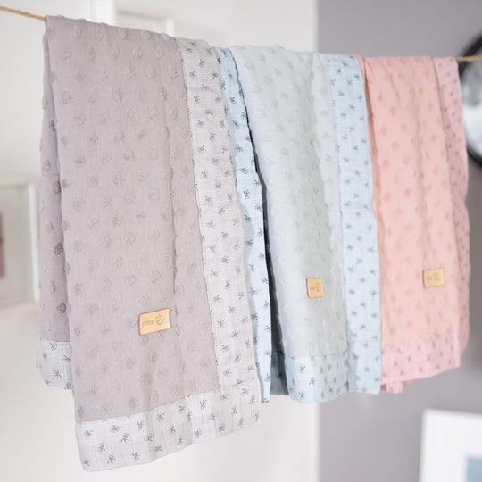 Organic Blanket 'Lil Planet', Terry Dots, Organic Cotton, GOTS Certified, 80 x 80 cm – Lifestyle Image (2/10)