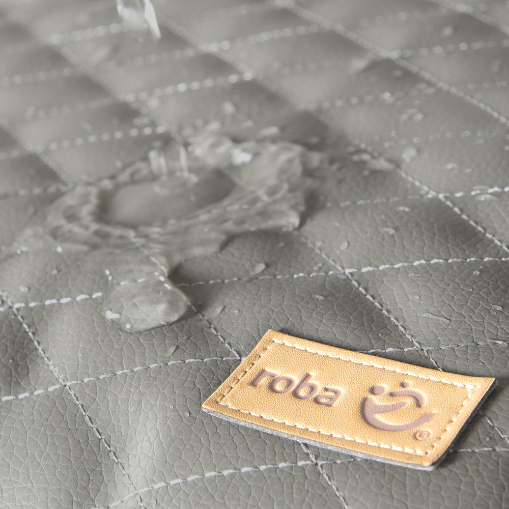 Colchoneta cambiador 'Luxe' 85x75, lavable polipiel PU, diseño 'Stone acolchado' – Foto de detalle (2/4)