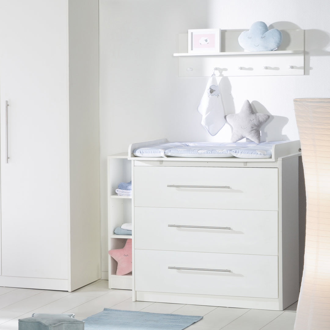 Möbelset 'Maren' 2-teilig - Kombi-Bett 70x140 + Wickelkommode schmal - Weiß – Milieubild (4/8)