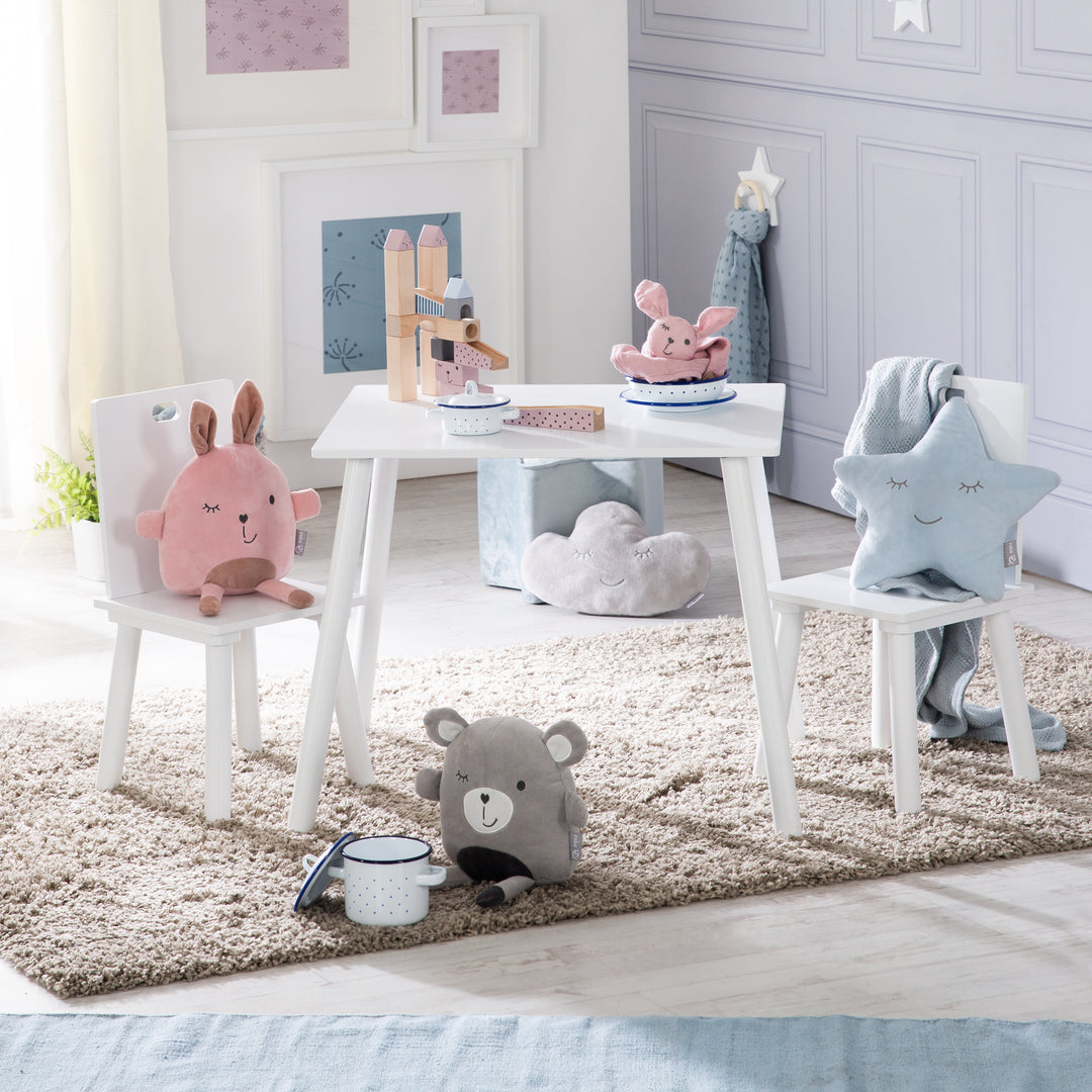 Kindersitzgruppe, Kindermöbel Set aus 2 Kinderstühlen & 1 Tisch, Sitzgarnitur Holz, weiß lackiert. – Milieubild (4/8)