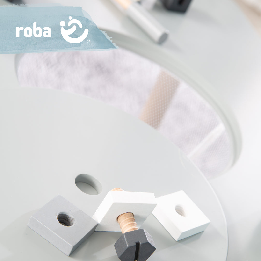 Children's Seating Set, Set Made of Chairs and Table, Wood Grey Lacquered, incl. Storage Net – Detail Image (6/9)