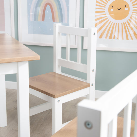 Children's Seating Set 'Woody' - 2 Chairs & 1 Table - White Lacquered - Wood-Effect Decor – Detail Image (16/20)