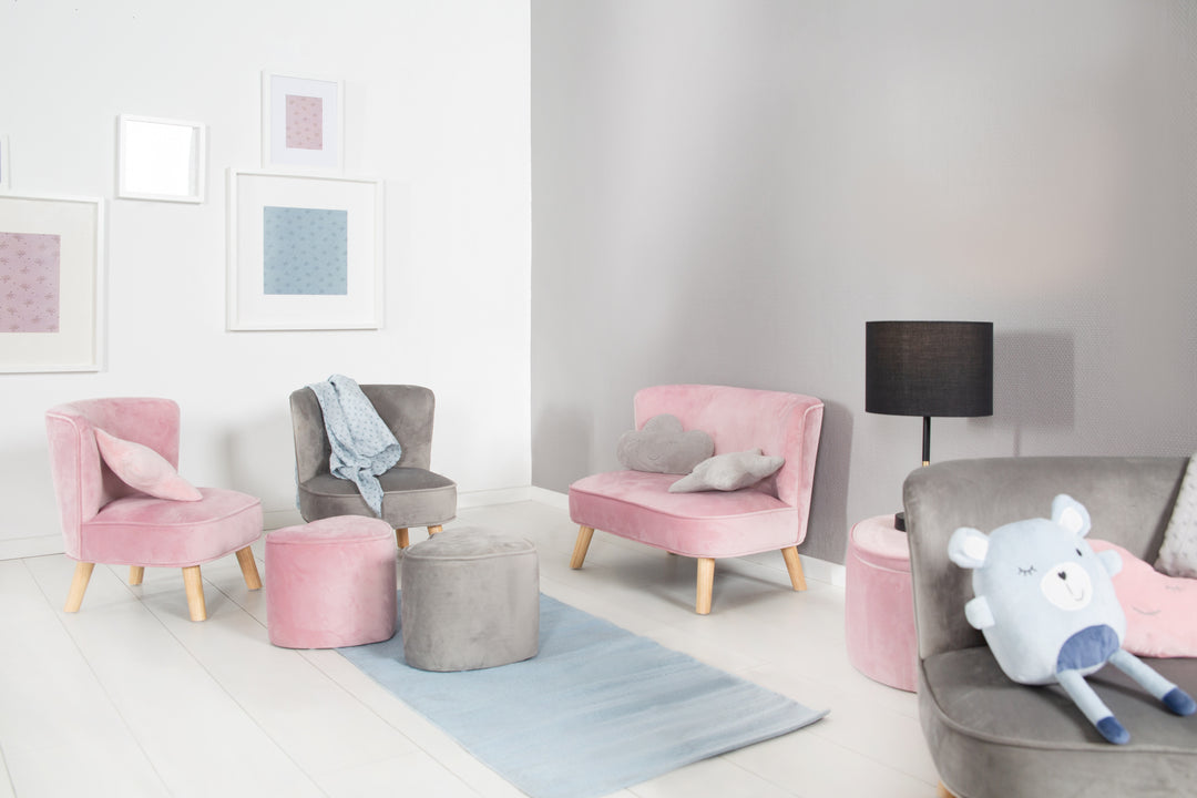 Poltrona per bambini 'Lil Sofa', comodo poltrona con stabile piedini in legno e grigio tessuto in velluto – Foto d'ambiente (3/11)
