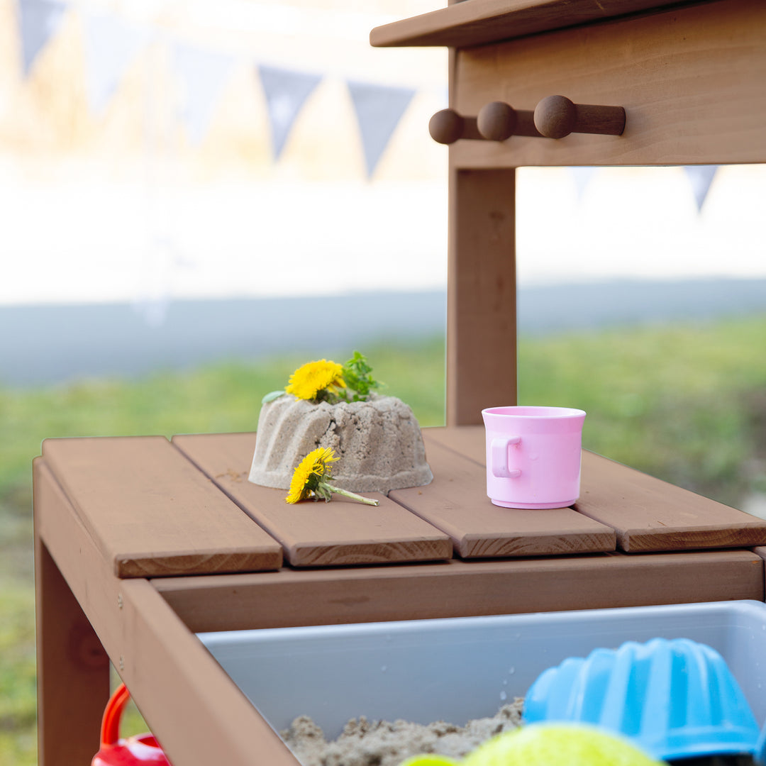 Matschküche 'Outdoor+', teakfarben mit abnehmbarer Abdeckung, wetterfestes Holz – Detailbild (4/9)