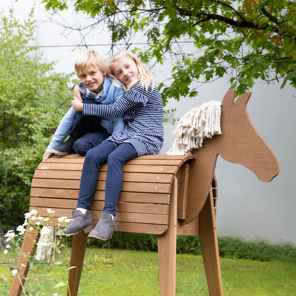 Voltigier- & Outdoor-Pferd, Massivholz teakfarben, Gartenpferd mit Mähne & Schweif – Milieubild (2/7)