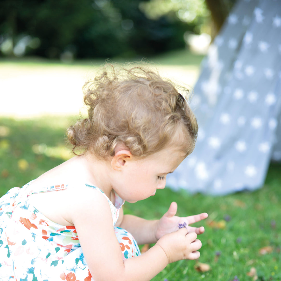 Spielzelt 'Little Stars', Bodenunterlage & Tragetasche, Wigwam für Kinderzimmer & Outdoor – Milieubild (17/29)