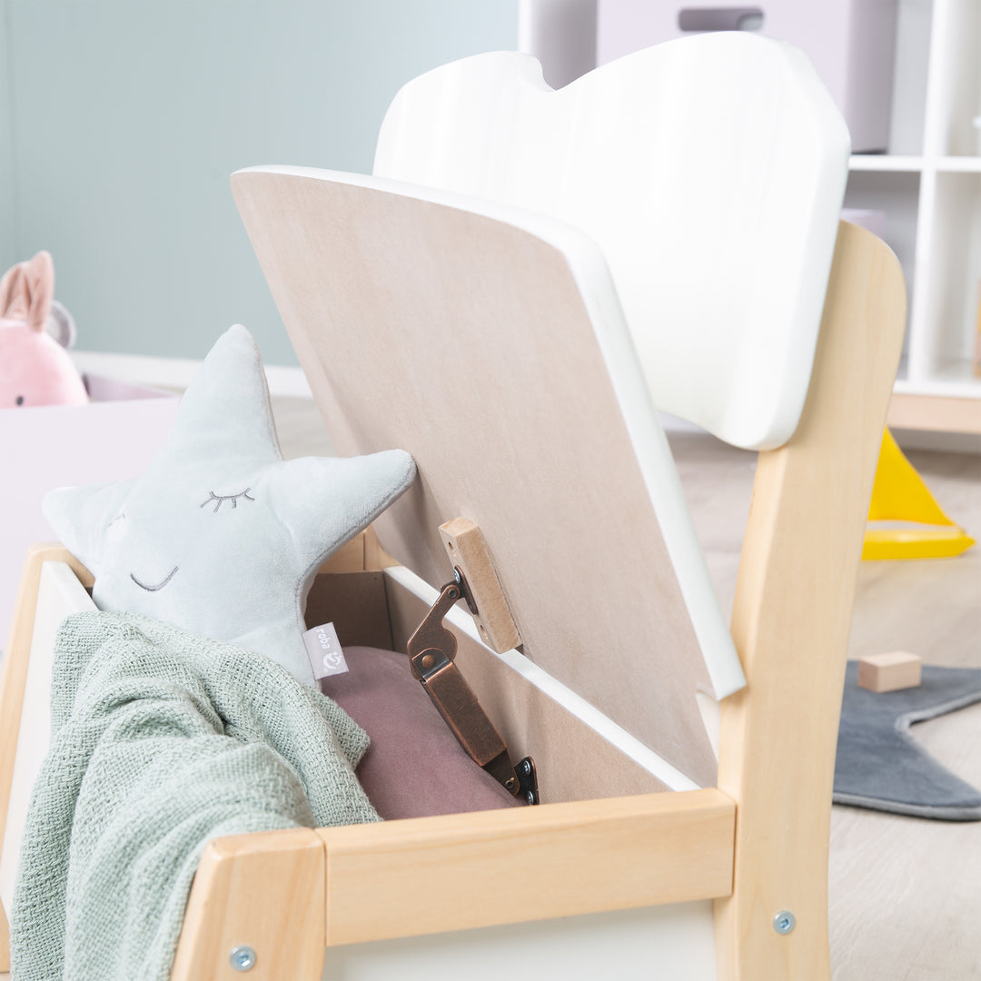 Kindertruhenbank aus Massivholz & MDF gefertigt, Rücken- & Sitzfläche weiß lackiert – Milieubild (6/8)
