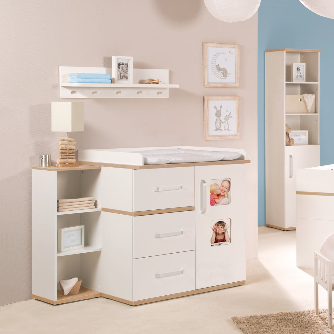 Kindermöbelset 'Pia', 3-teilig, inkl. Kinderbett 70 x 140 cm, Wickelkommode & Kleiderschrank, weiß – Milieubild (9/15)
