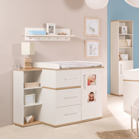 Kindermöbelset 'Pia', 3-teilig, inkl. Kinderbett 70 x 140 cm, Wickelkommode & Kleiderschrank, weiß – Milieubild (9/15)