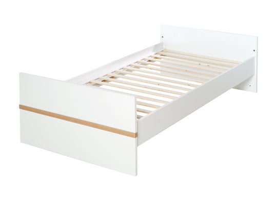 Babymöbel-Set 'Pia', 2-tlg, inkl. Kombi-Bett 70 x 140 cm & breiter Wickelkommode, Weiß / San Remo Eiche – Freisteller (4/13)