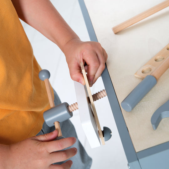 Werkbank, Holzwerkbank, Werkzeug-Set, große Arbeitsplatte, Ablage, 3 Schubfächer, mitwachsend – Detailbild (18/20)