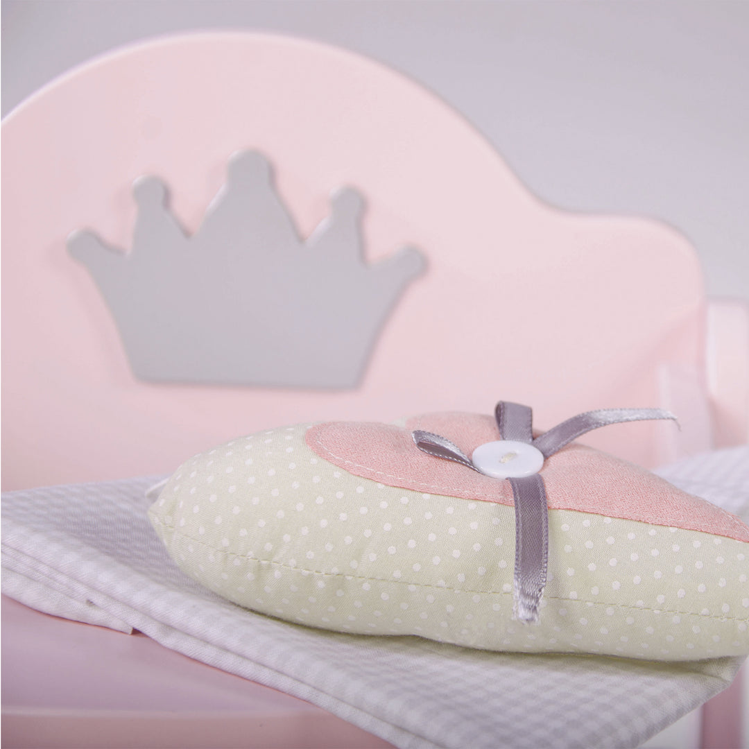 Puppenhochstuhl 'Prinzessin Sophie', für Puppen & Babypuppen, rosa/silber mit Krone – Detailbild (2/5)