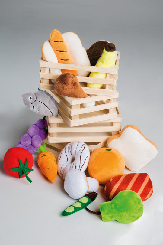 Food Groups, 4 Small Baskets with Accessories for Play Shop and Children's Kitchen – Lifestyle Image (3/7)