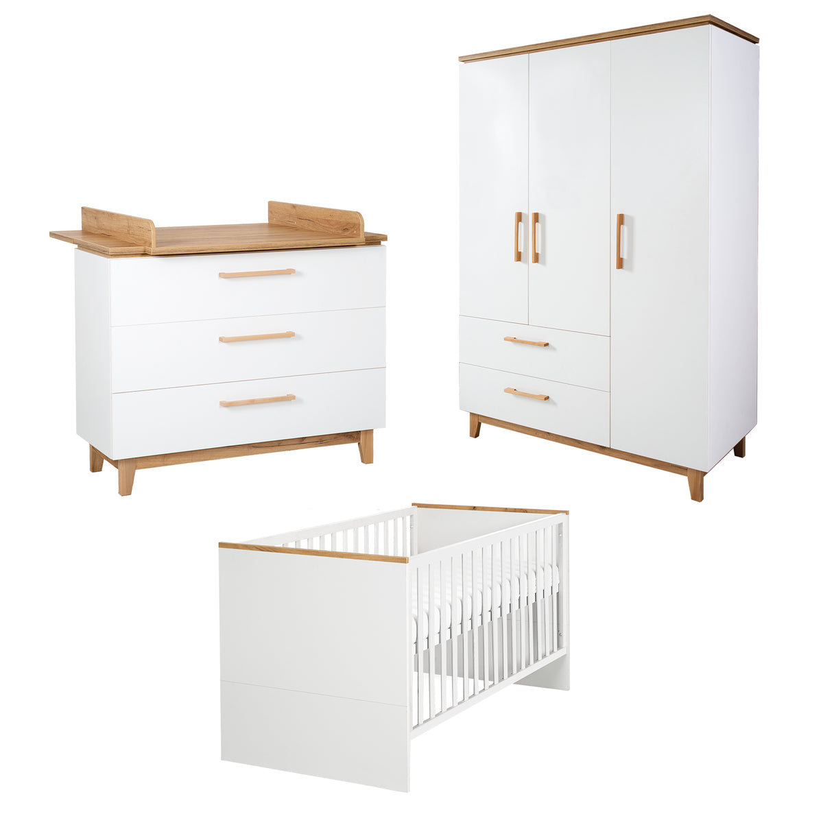 Zimmerset 'Finn' inkl. Kombi-Bett 70 x 140 cm, Wickelkommode & 3-türigem Schrank, Weiß/ Goldeiche – Produktbild (1/21)