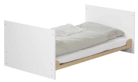 Kindermöbelset 'Gabriella' inkl. Babybett 70 x 140 cm, breiter Wickelkommode & Schrank 3-türig – Freisteller (7/16)